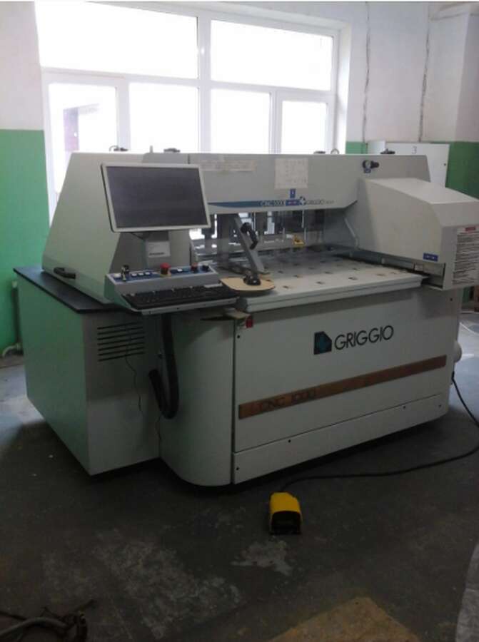 Сверлильно-присадочный центр CNC 1000 с ЧПУ