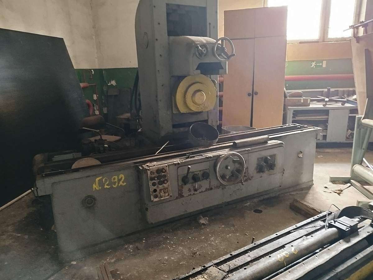 Плоскошлифовальный станок 3Б722