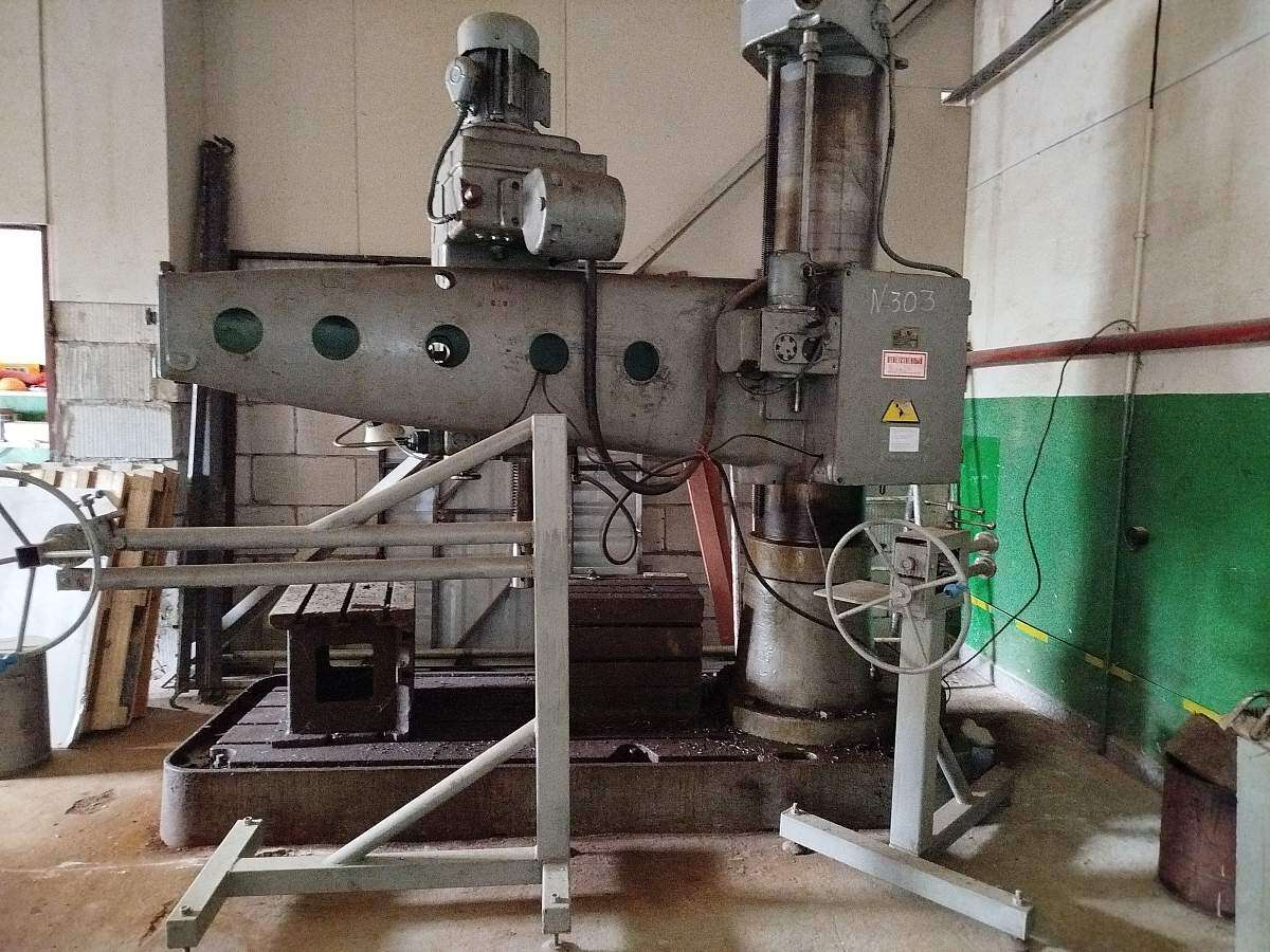 Радиально-сверлильный станок RF31