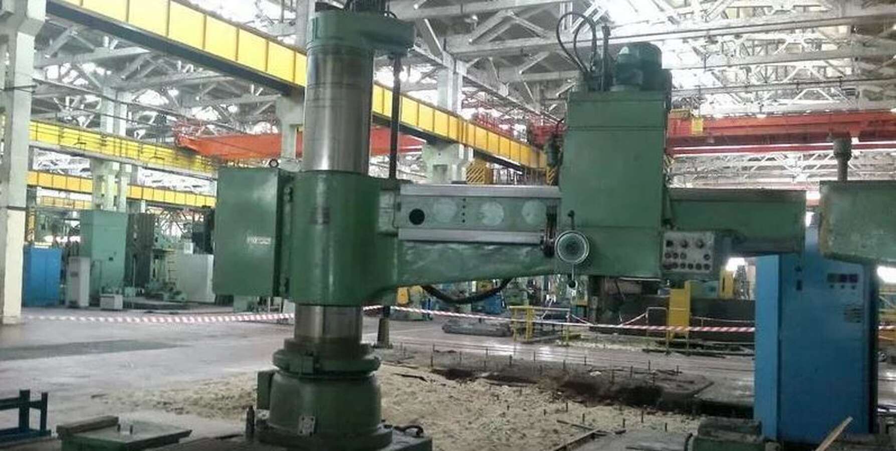 Станок радиально-сверлильный 2А576