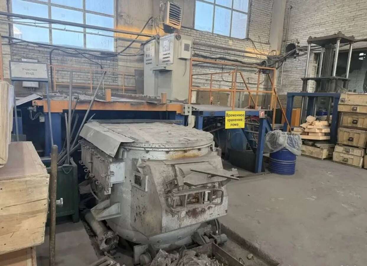 Машинa для литья алюминия низкогo дaвлeния J456С
