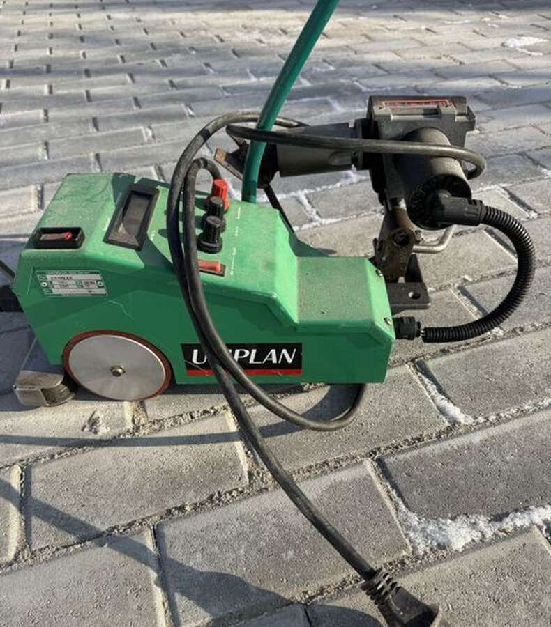 Оборудование для производства тентов Leister