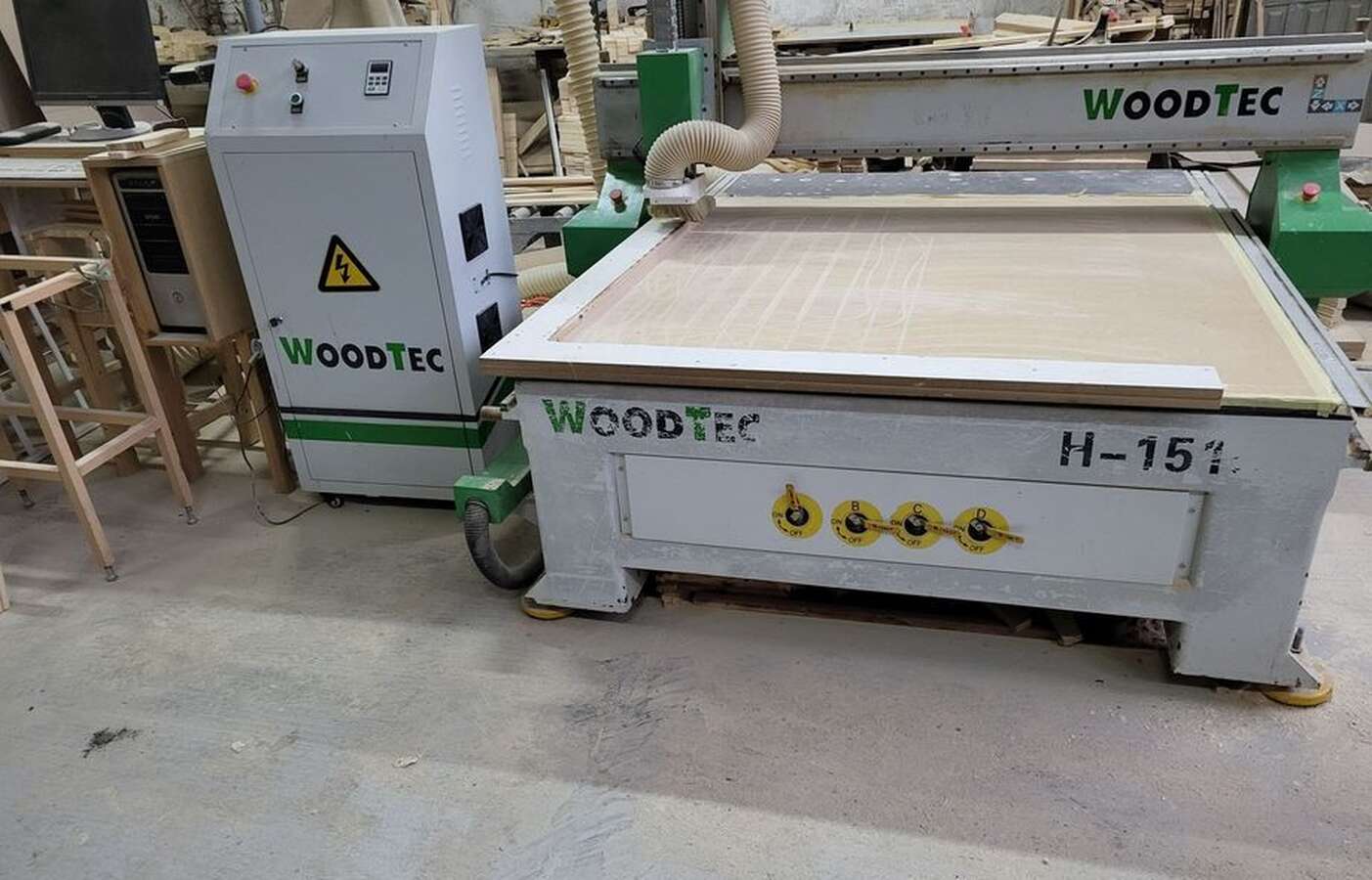 Станок фрезерно-гравировальный WoodTec H1515 с ЧПУ