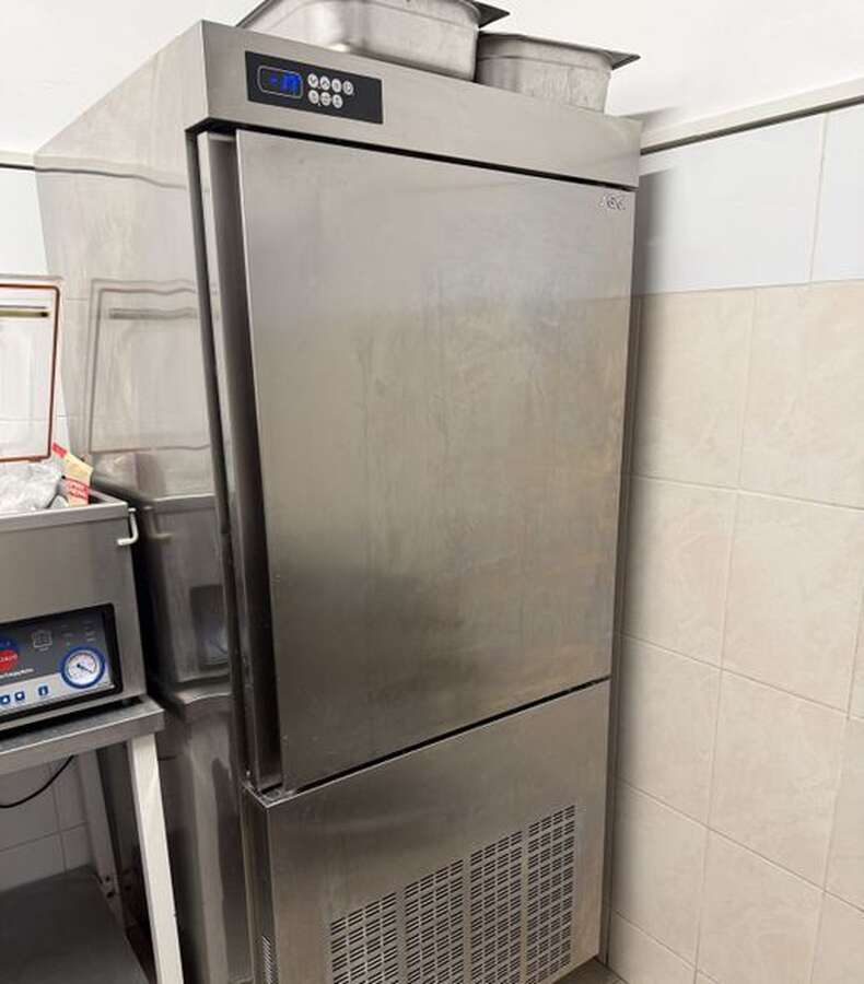 Шкаф шоковой заморозки Sagi DF101L Италия