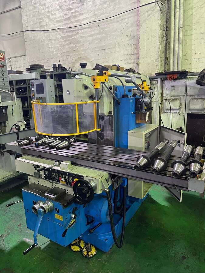Станок широкоуниверсальный фрезерный FU 401