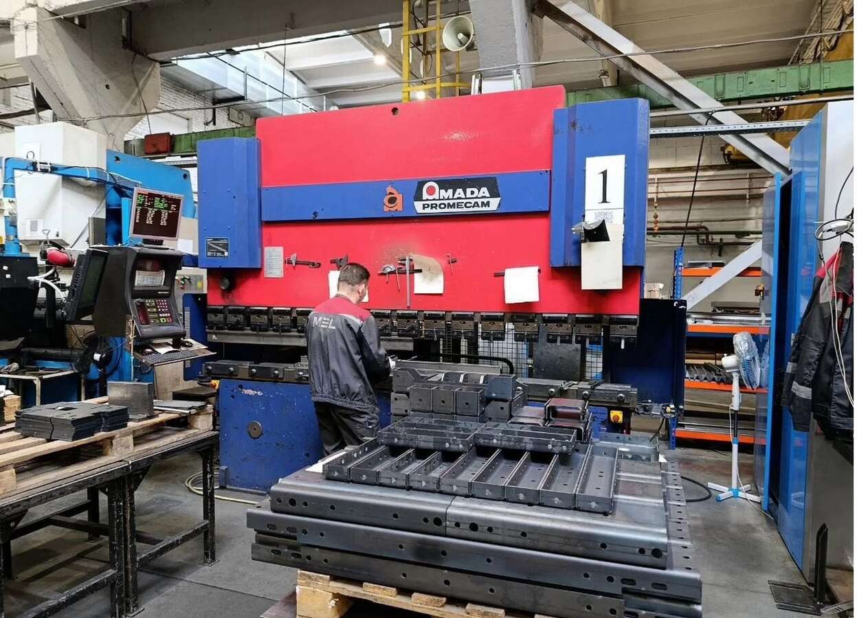 Пресс листогибочный Amada Promecam HFBO