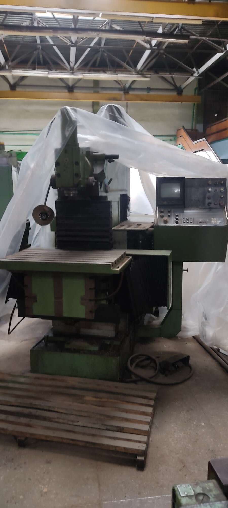 Фрезерный станок  AG400 CNC 1987г.в.