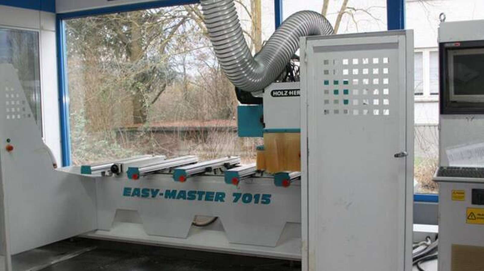 Обрабатывающий центр HOLZ-HER EASY-MASTER 7015-210
