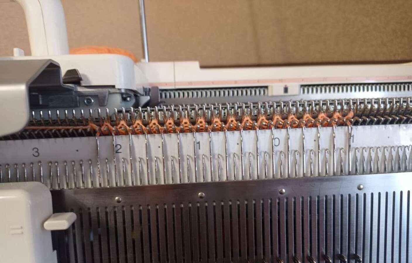 Вязальная машина Silver Reed SRP 60N