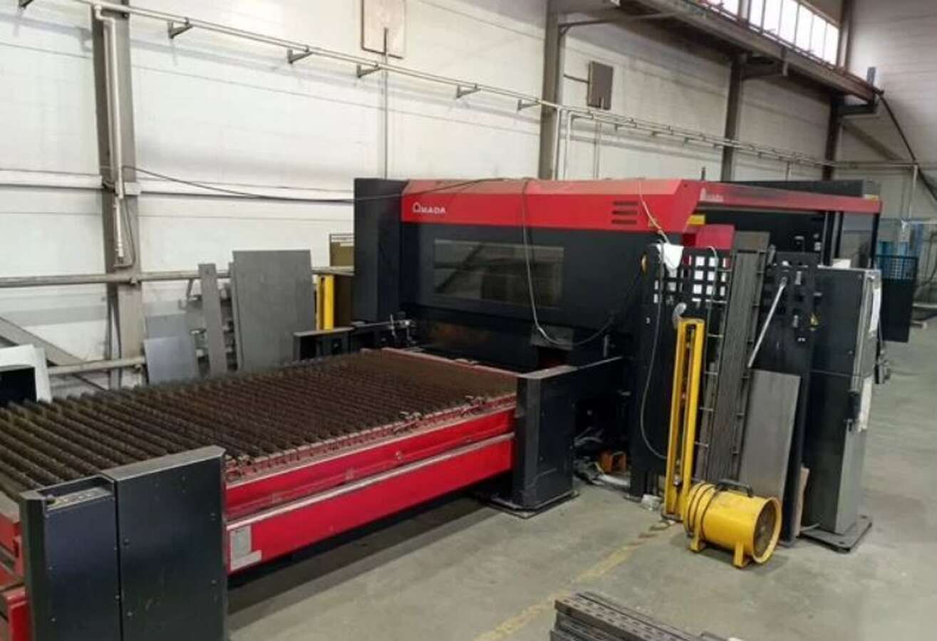 Станок лазерный Amada FOM2R13013