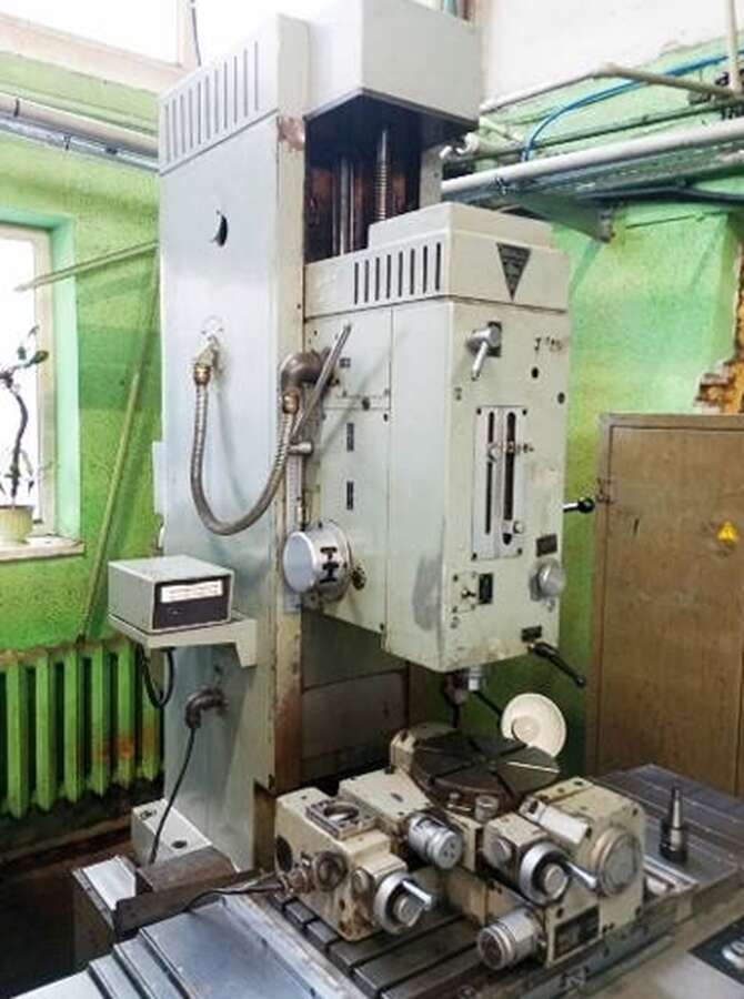 Координатно-расточной станок 2431СФ10 с УЦИ