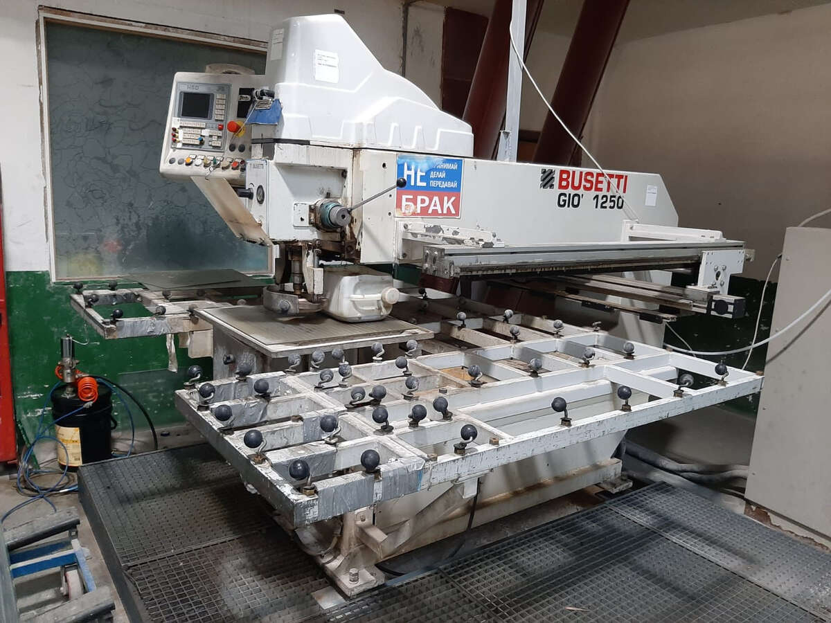Сверлильный станок по стеклу Busetti GIO 1250 ЧПУ