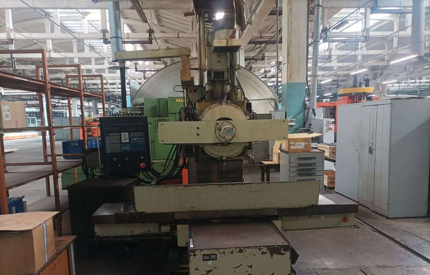 Станок вертикально-фрезерный FKR SRS 250 с ЧПУ