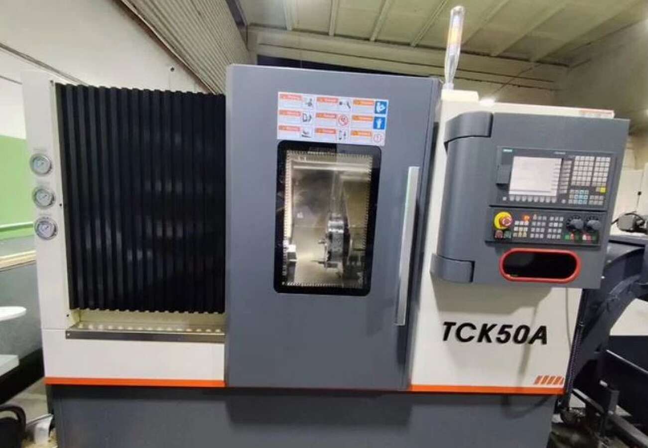 Станок токарный TCK50A с ЧПУ