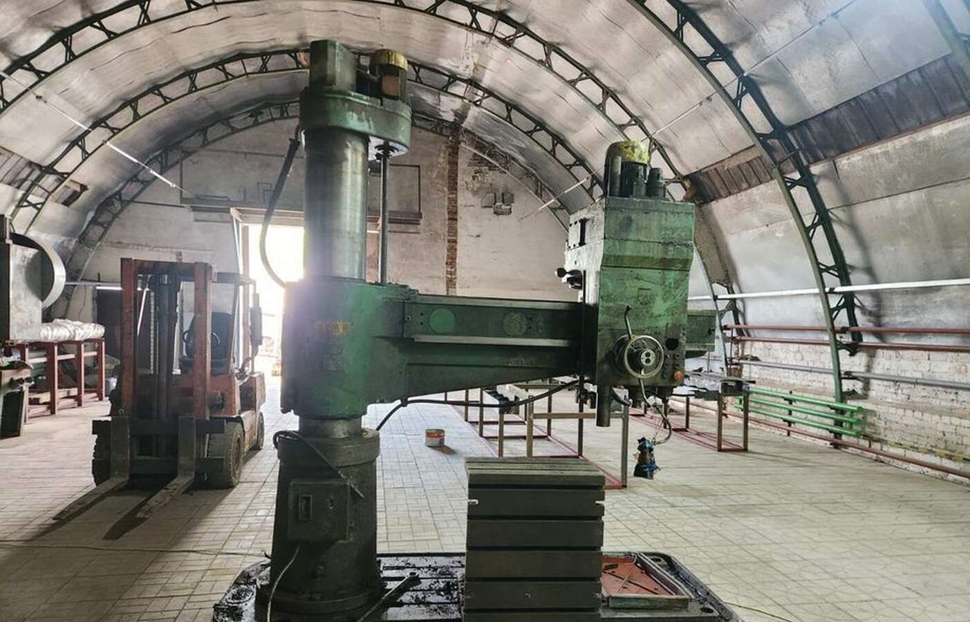 Станок радиально-сверлильный