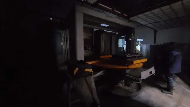 Обрабатывающий центр CW-1000 HECKERT с ЧПУ