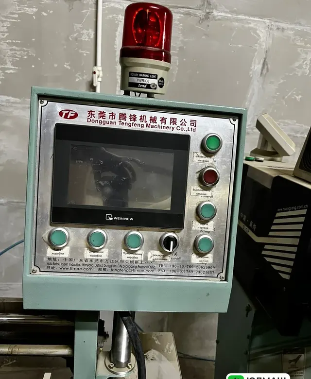 Координатная машина для нанесения горячего клея TF-380B