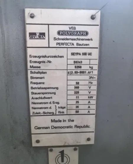 Бумагорезательная машина Perfecta Seipa 168 UC