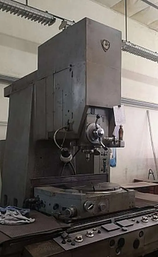 Координатно-расточной станок 2Е450АФ1