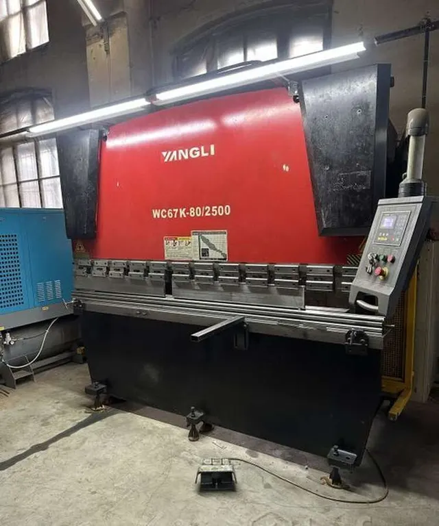 Листогибочный пресс Yangli WC67K-80/2500