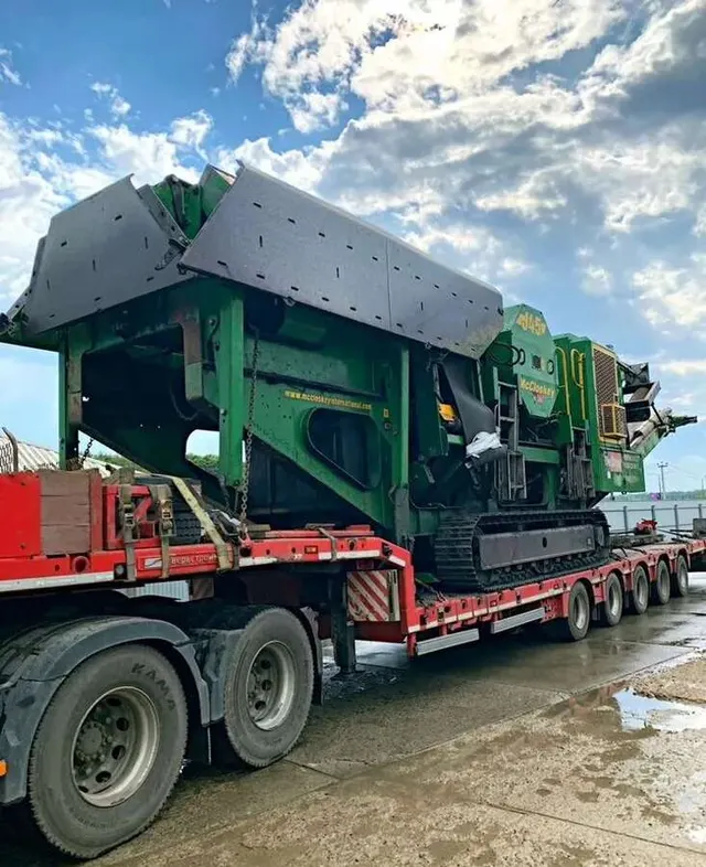 Мобильная щековая дробилка Mccloskey J45