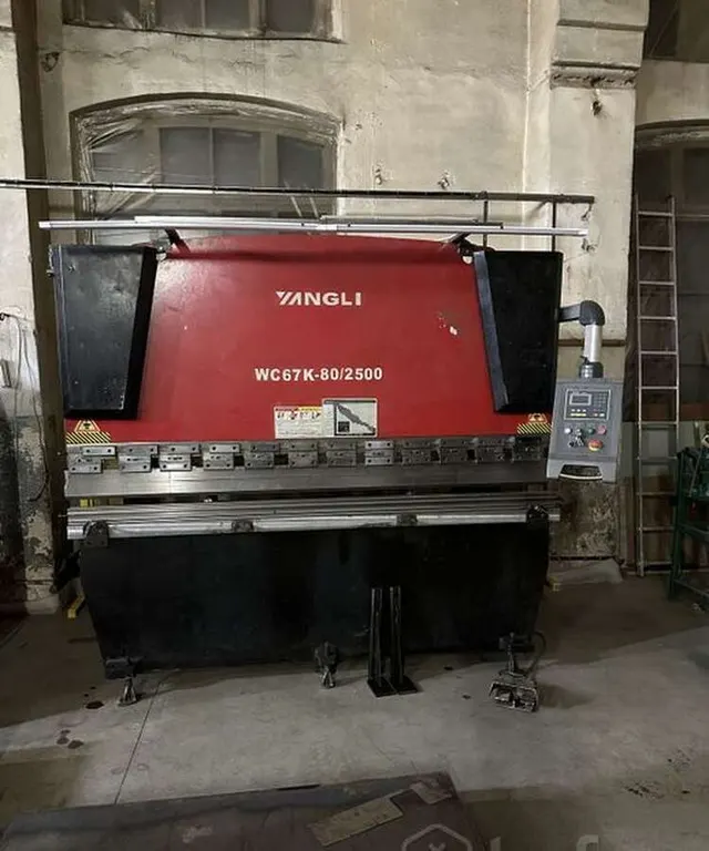 Листогибочный пресс Yangli WC67K-80/2500