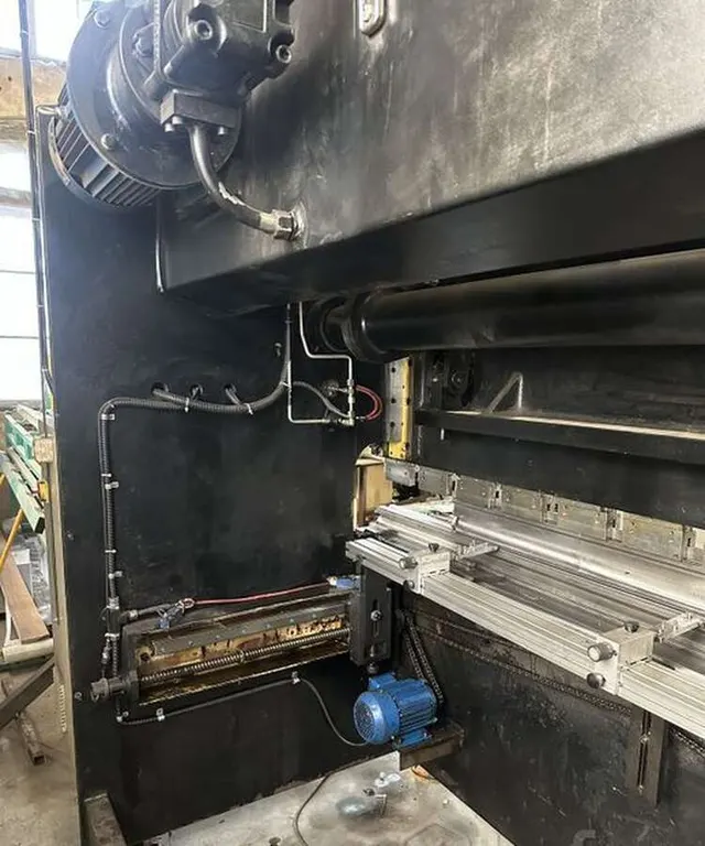 Листогибочный пресс Yangli WC67K-80/2500