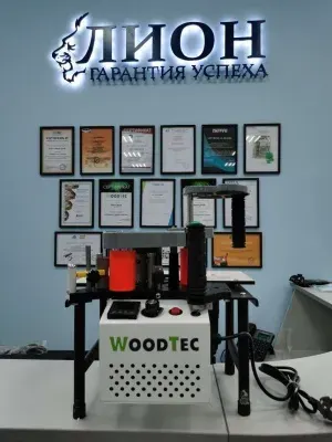 Ручной станок для облицовывания кромок WoodTec KM 40