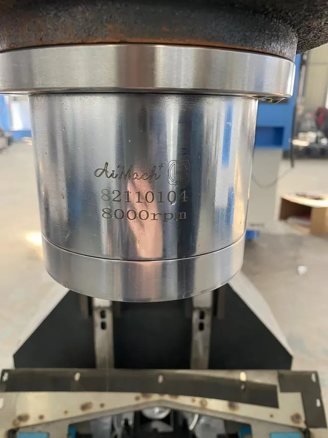 Вертикальный обрабатывающий центр с ЧПУ MetalTec TOPMILL 800S