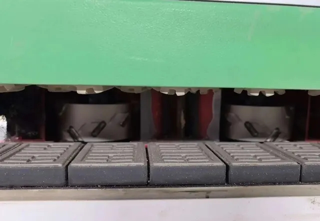 Кромкооблицовочный станок Nanxing NB7CJ