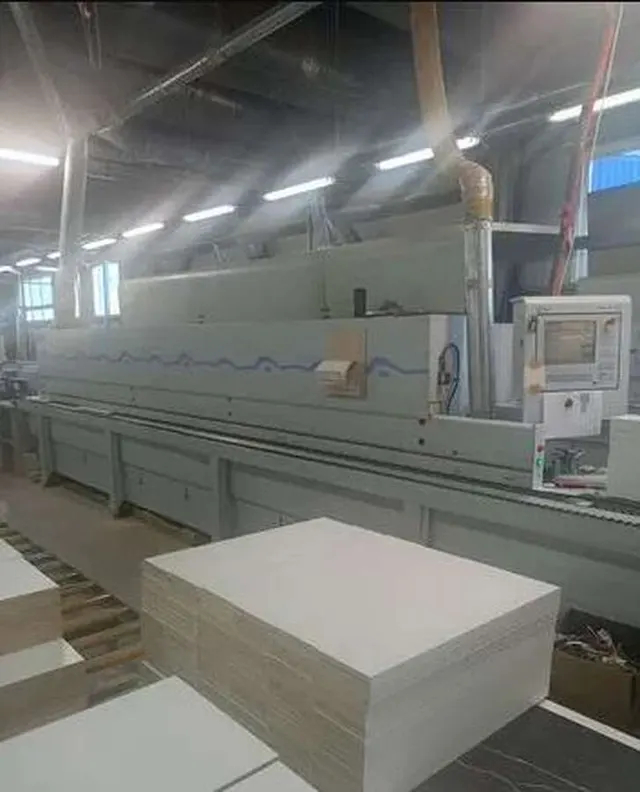 Станок кромкооблицовочный Brandt KDF 680