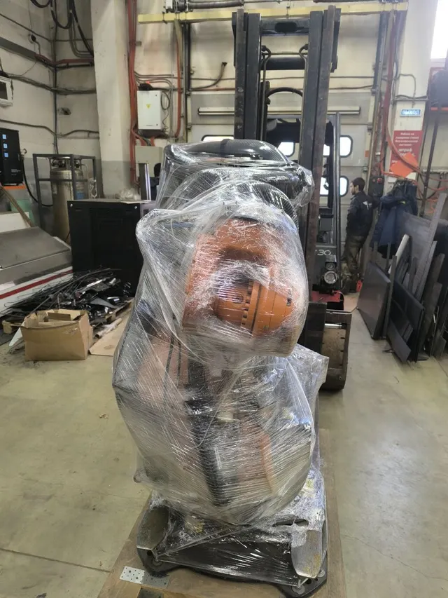 KUKA KR 150 R3100 prime лазер (b07)