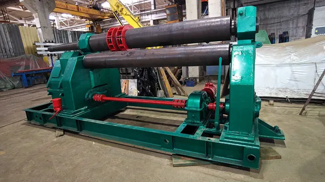 Трехвалковый станок, вальцы Strojarne Piesok XZM 3000/25