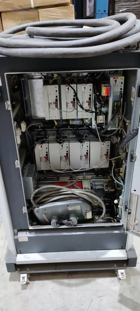 KR 210 L150-2 2000 (R26) робот манипулятор