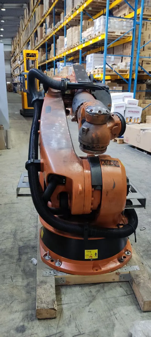 KR 210 L150-2 2000 (R10) робот манипулятор