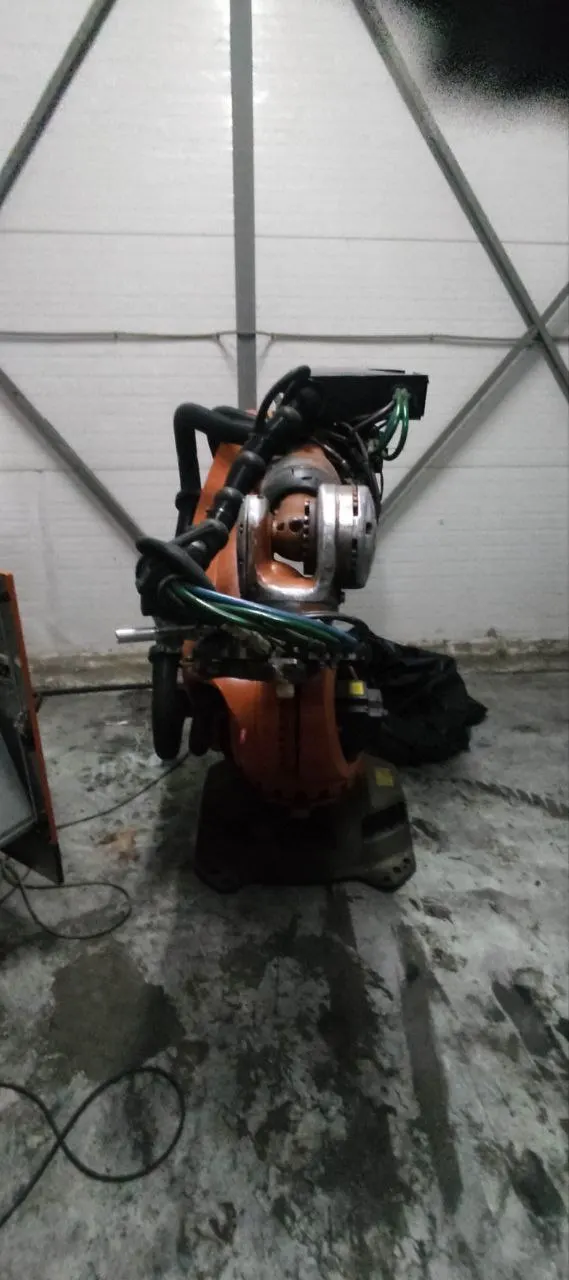 Робот Kuka KR 210К2700 prime (b02)