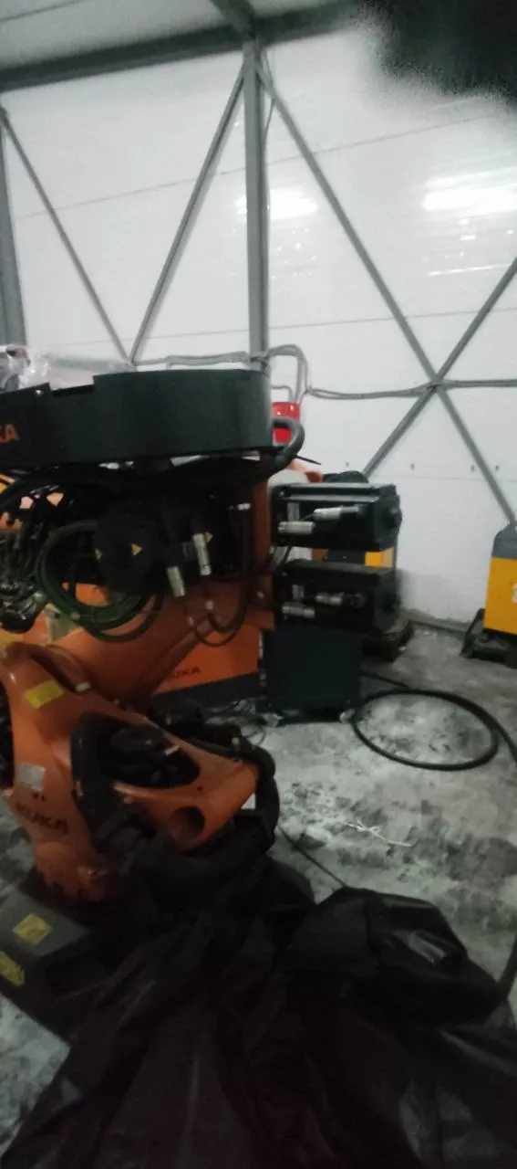 Робот Kuka KR 210К2700 prime (b02)