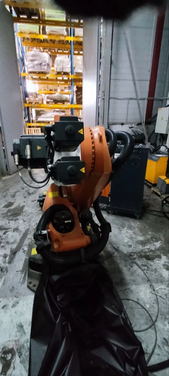 Робот Kuka KR 210К2700 prime (b03)