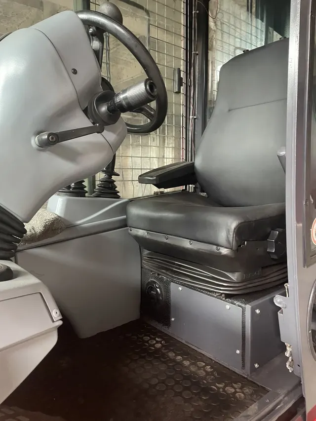 Боковой погрузчик Jumbo JDQ 70/14/45V