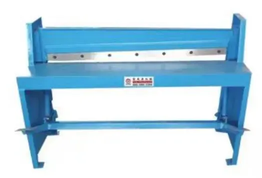 Ножная гильотина (Pedal shearing machine)