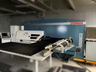 Координатно-пробивной пресс ACCURMAX E3000