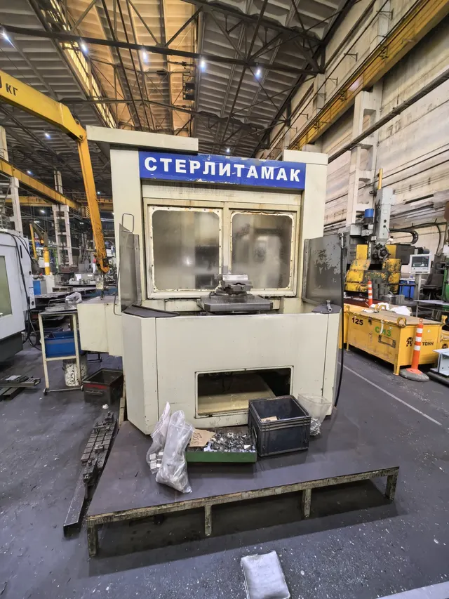 Вертикально-фрезерный обрабатывающий центр с ПУ 630VH