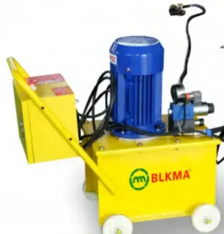 HYDRAULIC SHEARING MACHINE (Гидравлическая гильотинная машина / ножницы для резки металла) серия QC12Y