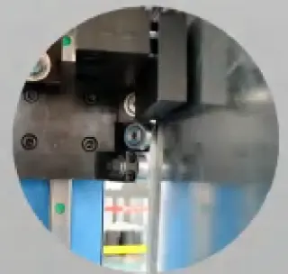 HYDRAULIC LOCK SEAM MACHINE (Гидравлическая машина для замкового соединения воздуховодов) модели HFL-12 и HFL-15