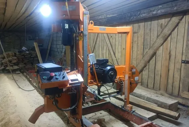 Ленточнопильный станок Wood-Mizer LT15