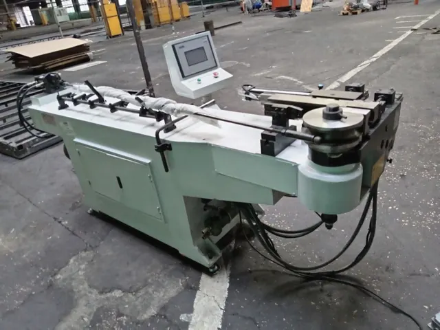 Полуавтоматический трубогибочный станок IRONMAC IB-50NC