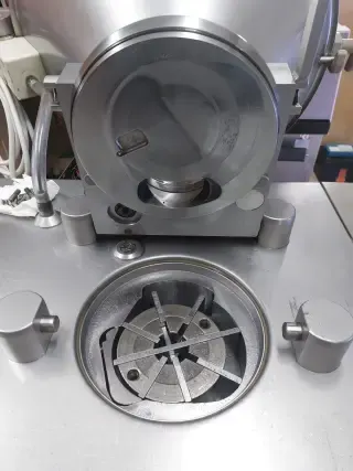 Вакуумный шприц Handtmann VF50