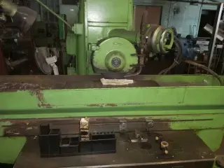 Плоскошлифовальный станок 3Г-71 09420; станок зубофрезрный 5Б32, 1939 гильотинн ножницы СЦТП-10 SOG ITA,зигмашина H 2716,1982