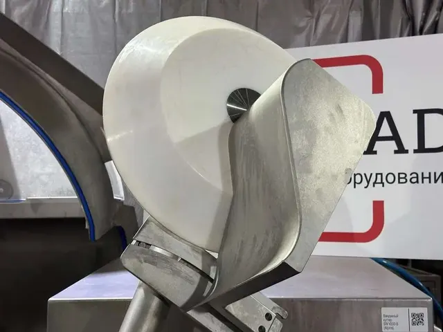Куттер вакуумный Tipper Tie-Alpina SWW 200-S