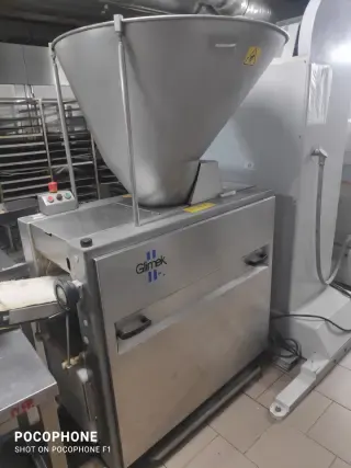 Тестоделитель вакуумный Glimek SD-180XS